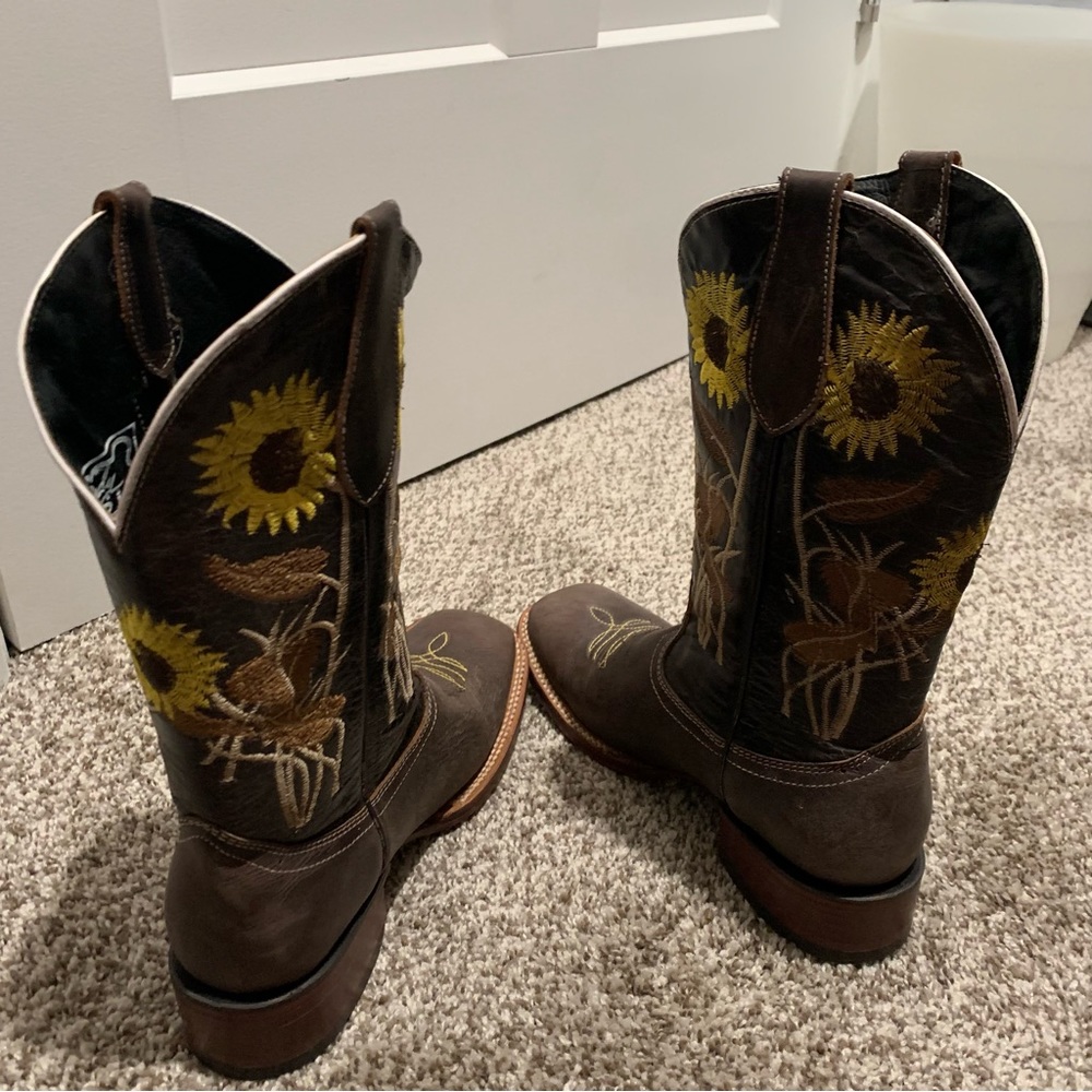 *NEW* Authentic Mexican-Made Boots - Picture 5 of 7